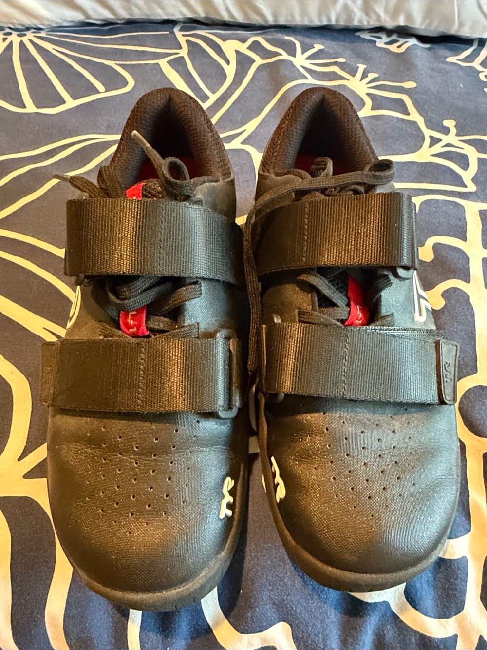 TYR L1 Lifting Shoes - Picture 2 of 6